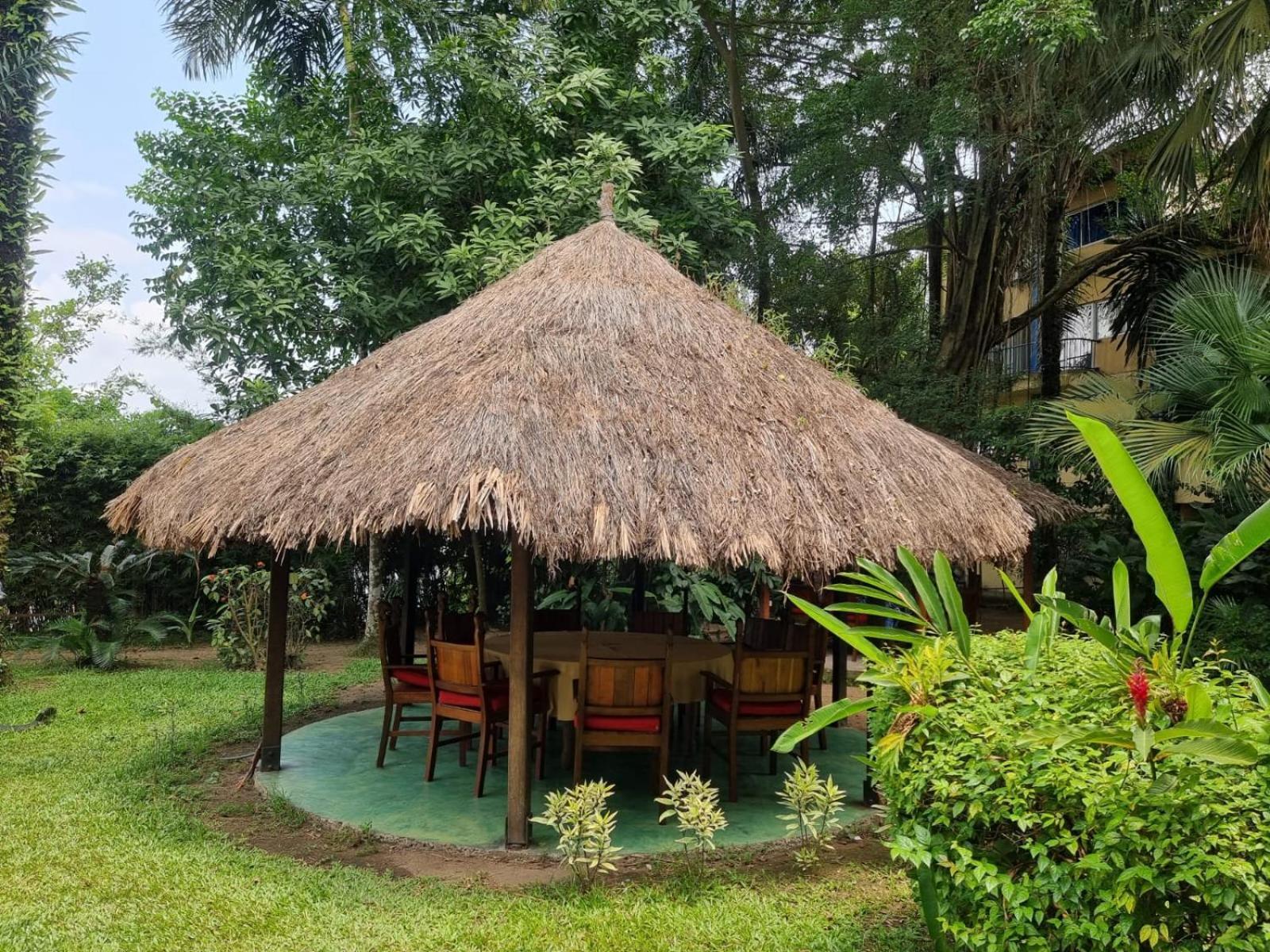 Foyer Du Marin Hotel Douala Buitenkant foto